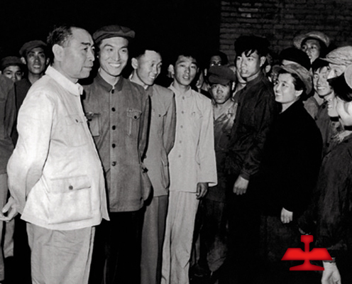 1959年毛澤東同志親切接見(jiàn)全國(guó)著名勞動(dòng)模范、鞍鋼老英雄孟泰